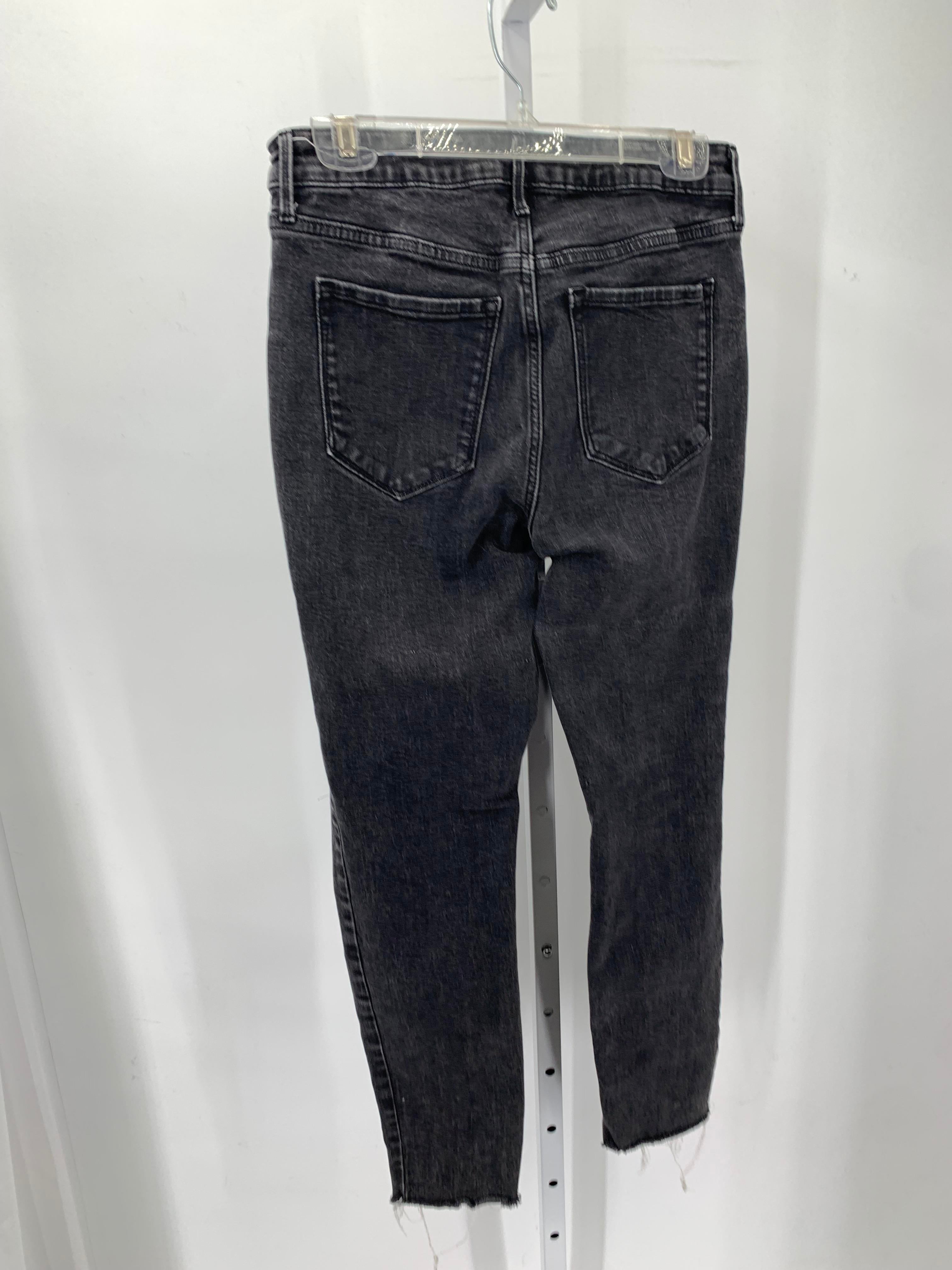 Old Navy Size 6 Misses Jeans