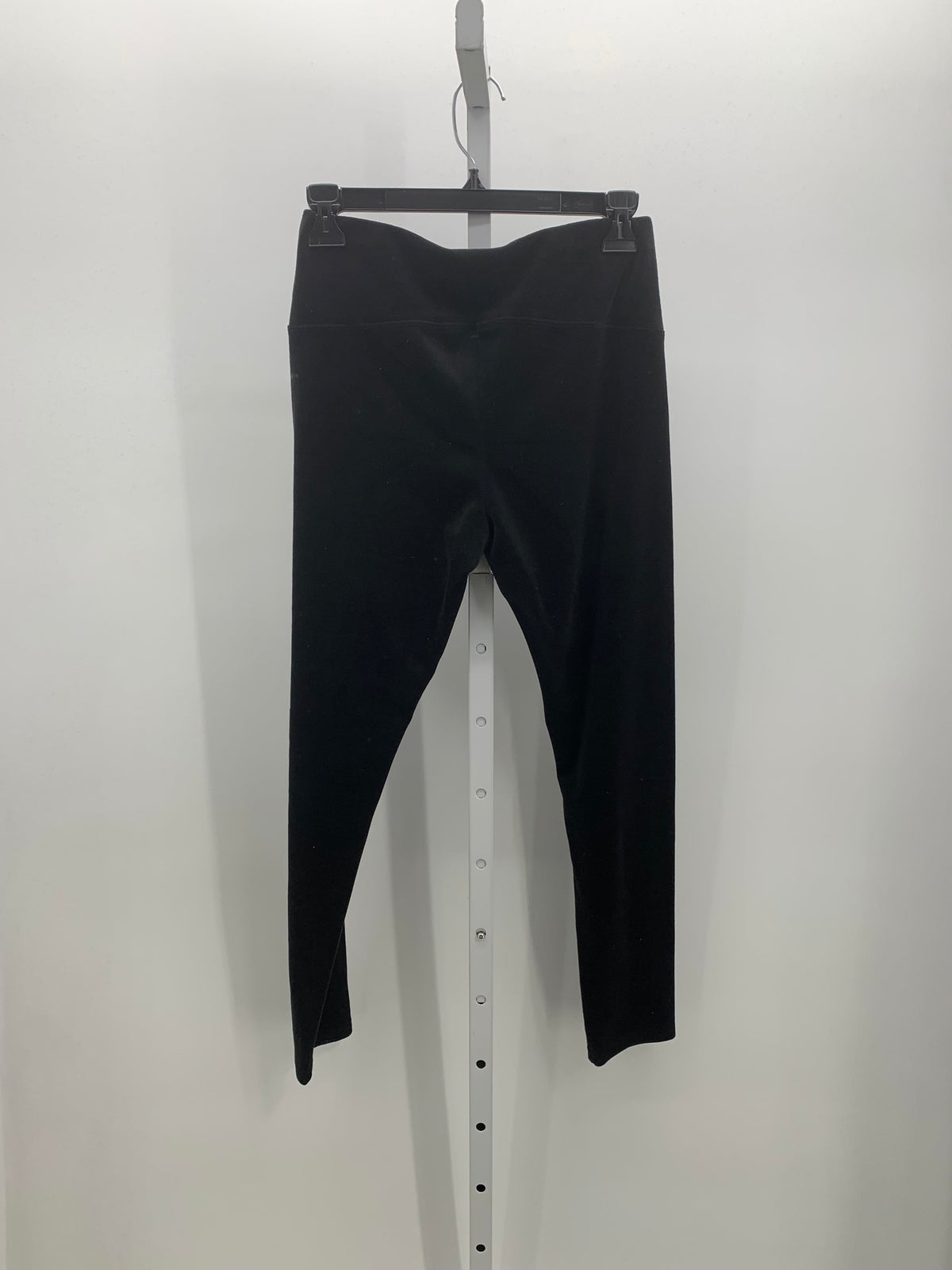 Time and Tru Size Medium Misses Leggings