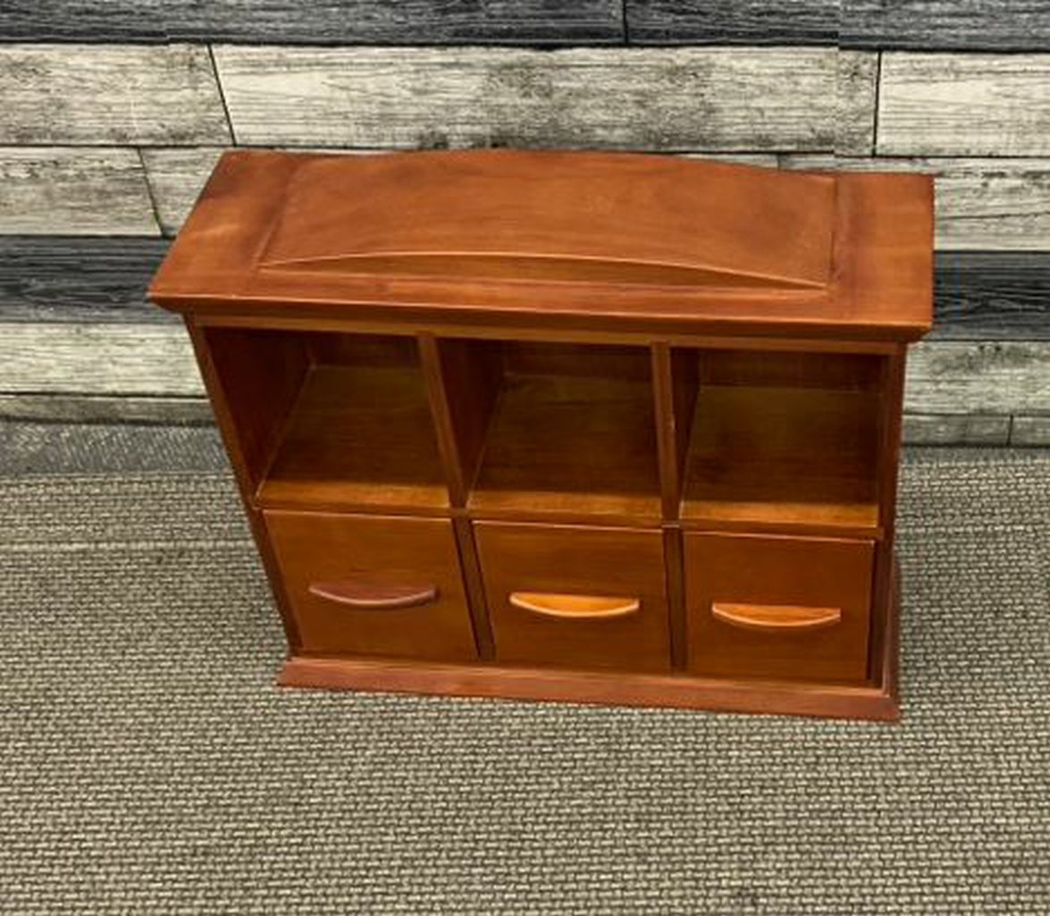 OAK CUBE DESK ORGANIZER.