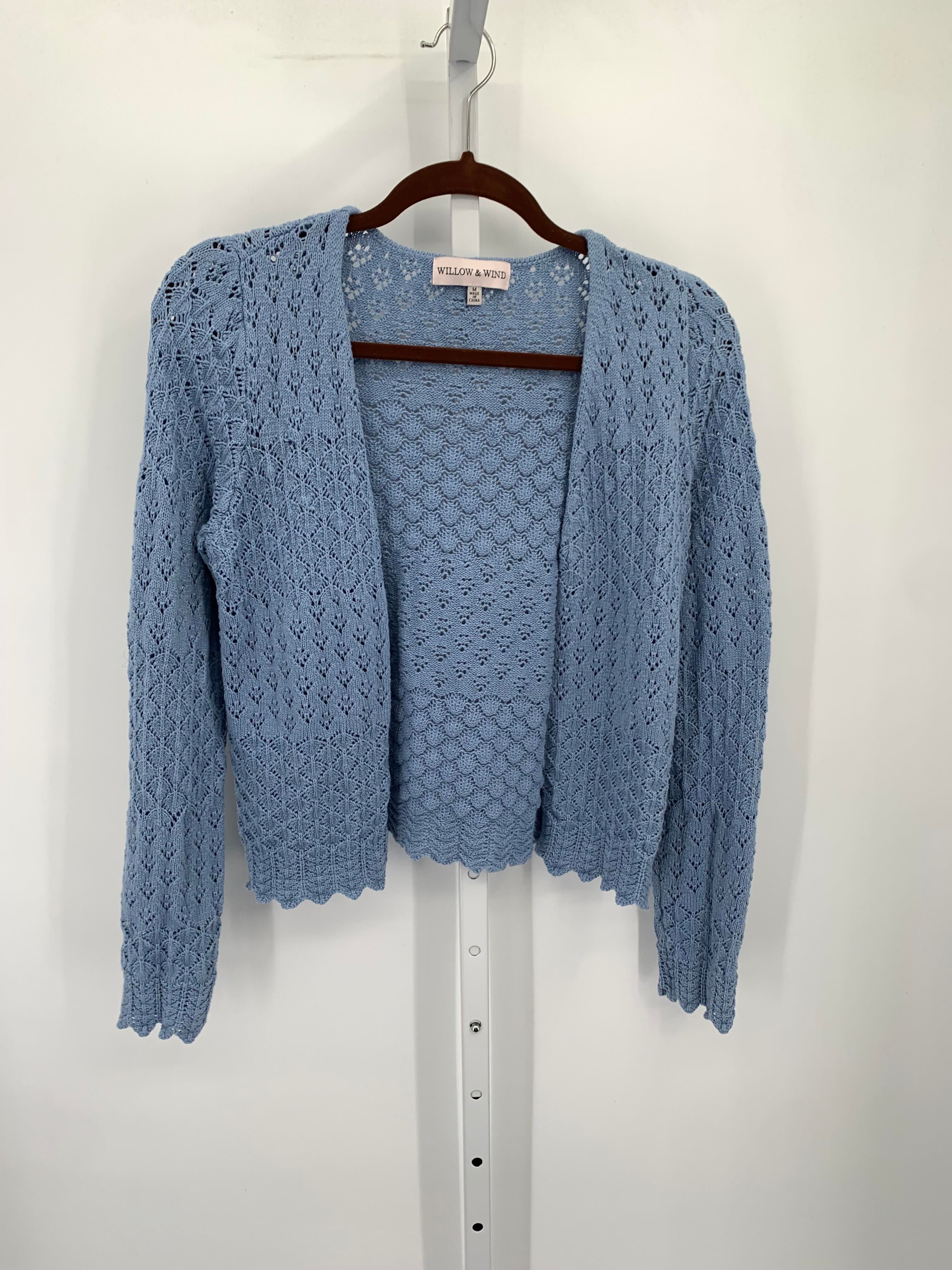 Size Medium Juniors Cardigan