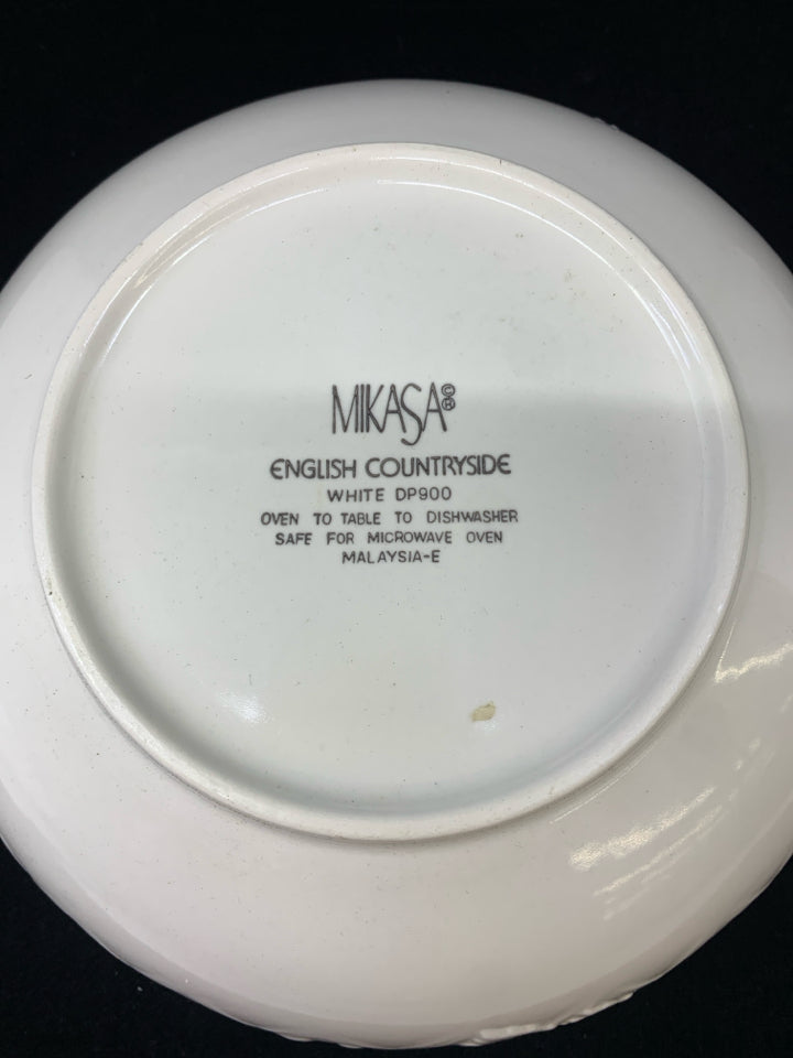 WHITE EMBOSSED BOWL ENGLISH COUNTRYSIDE MIKASA.