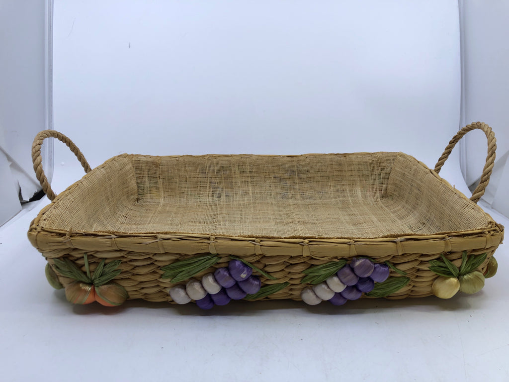 WOVEN TRAY W/EMBOSSED GRAPES.