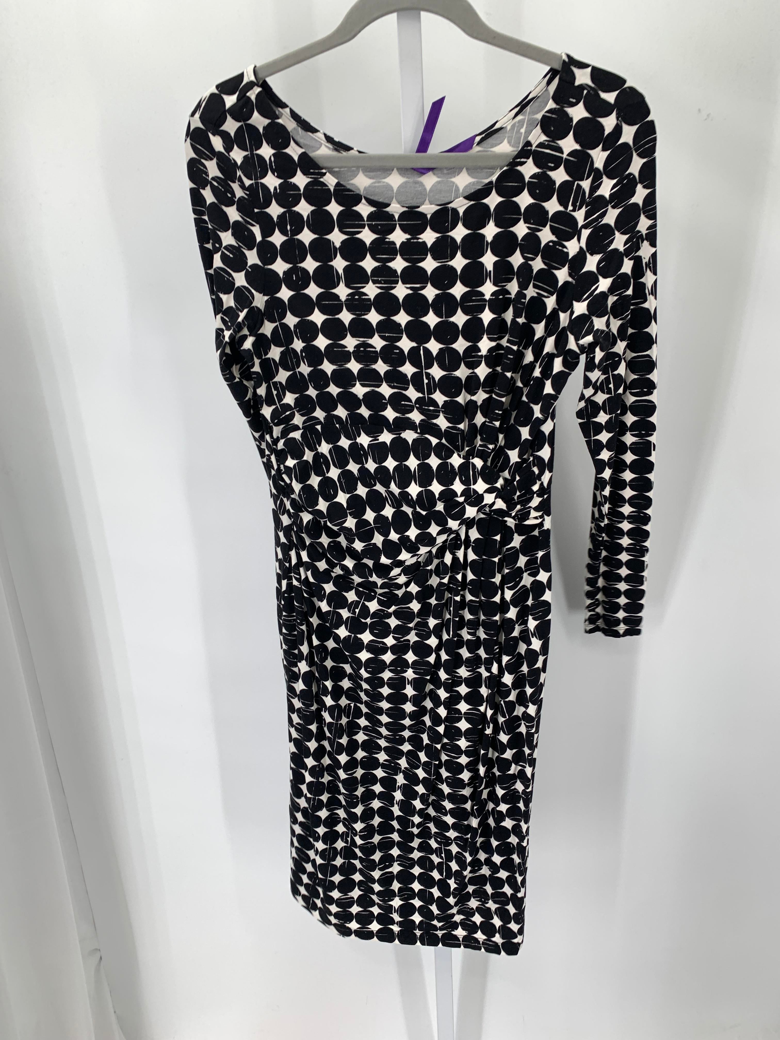 Blk/Wht Size 8 Maternity Long Sleeve Dress
