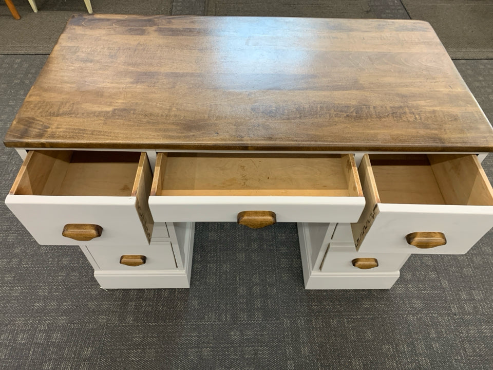 WOOD-TOP GRAY PAINTED 7-DRAWER DESK.