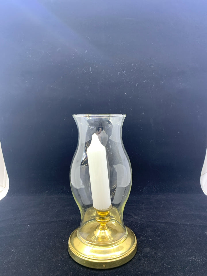 VTG BRASS TAPER CANDLE HOLDER W HURRICANE GLASS.