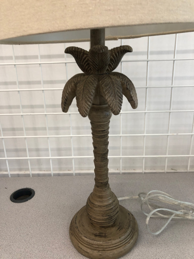 PALM TREE LAMP.