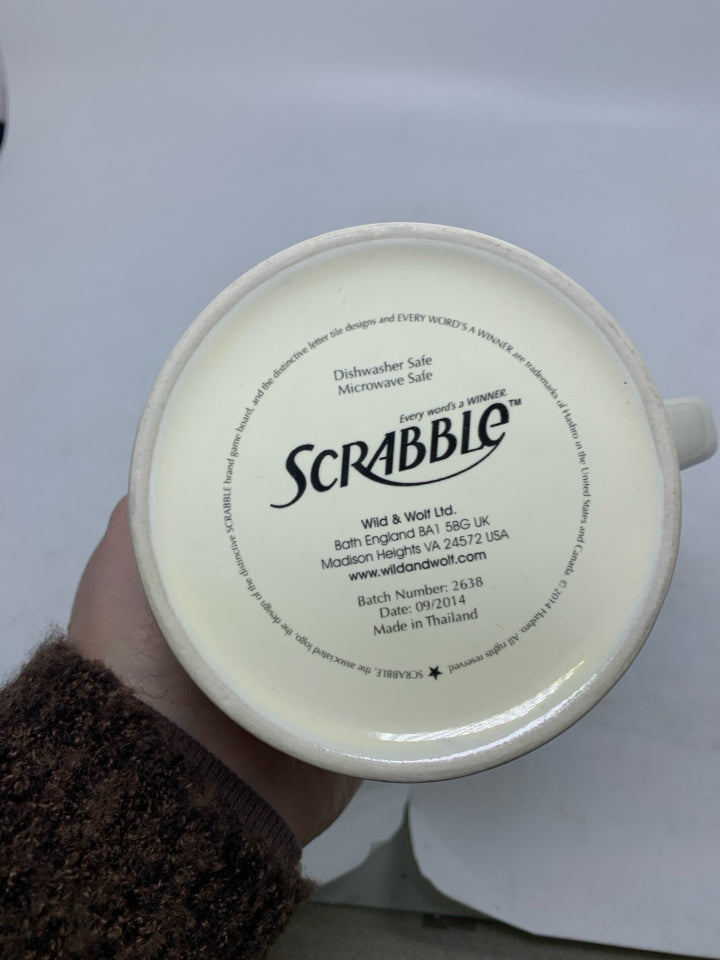 SCABBLE "L" MUG.