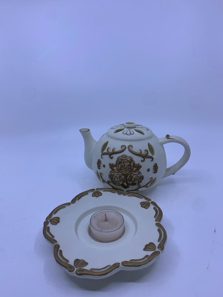 CREAM W GOLD ACCENTS CERAMIC TEAPOT TEA LIGHT HOLDER.