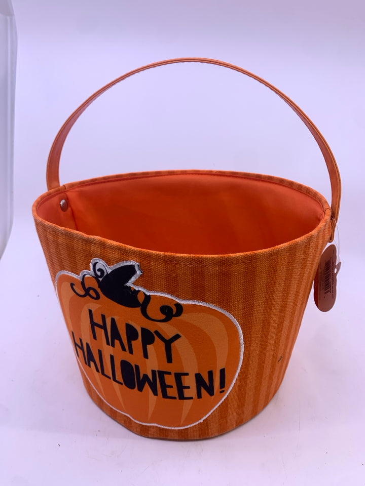 HAPPY HALLOWEEN ORANGE STRIPPED CANDY BASKET W/ HANDLE.
