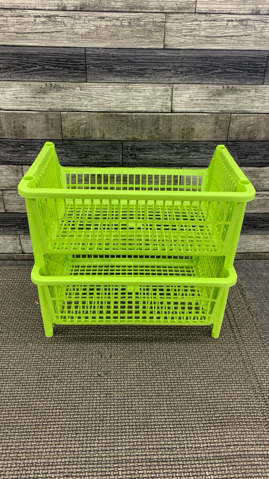 GREEN 2 TIER STORAGE BASKET.