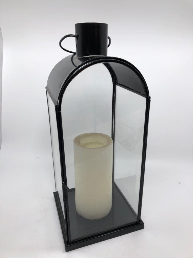 BLACK METAL LANTERN W/CANDLE.