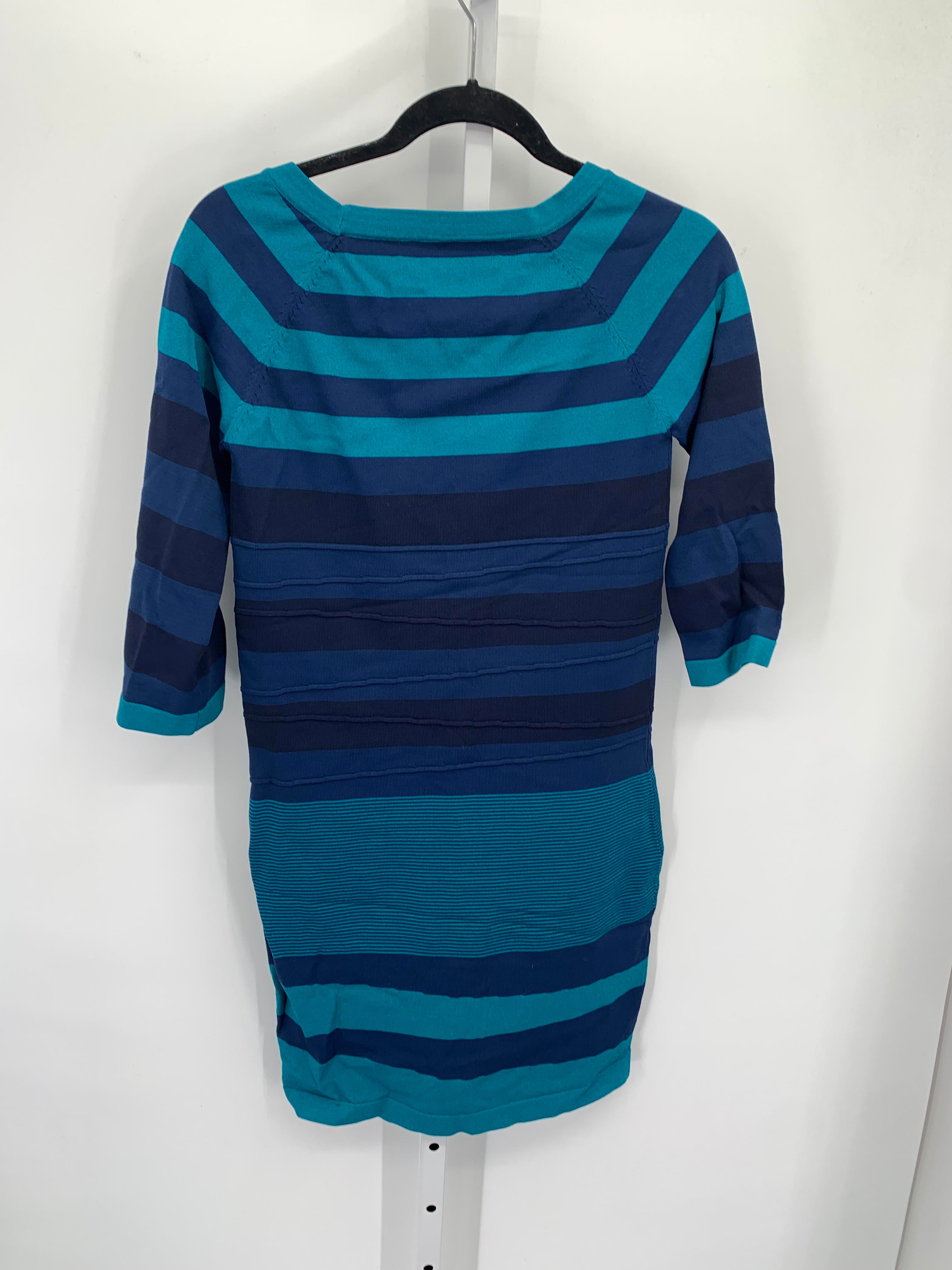 Max Studio Size Medium Misses 3/4 Sleeve Dress