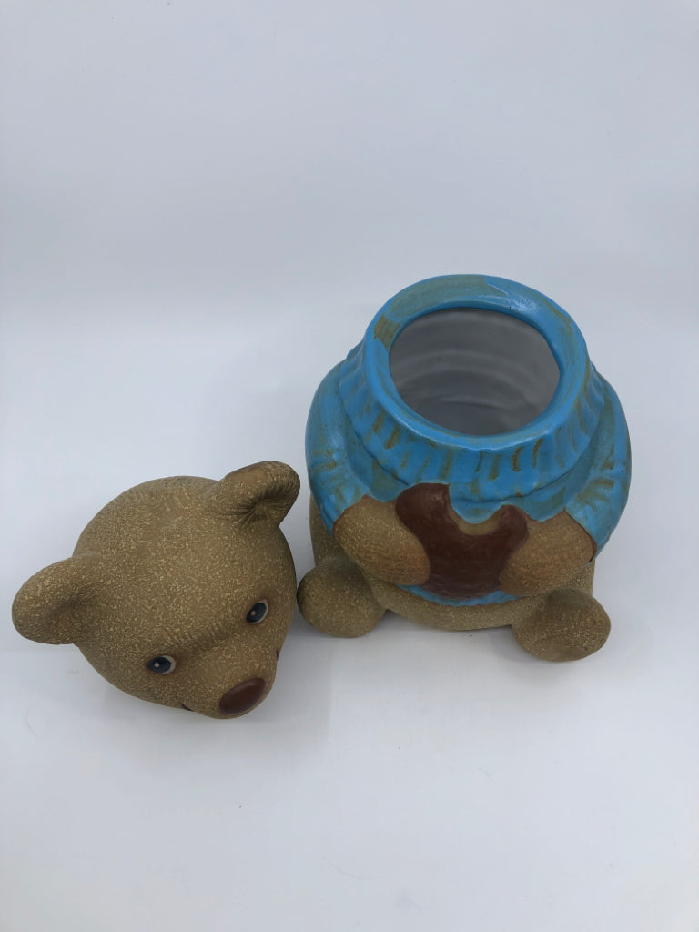 VTG TEDDY BEAR W/ BLUE SWEATER COOKIE CHAIR POPPYTAIL.