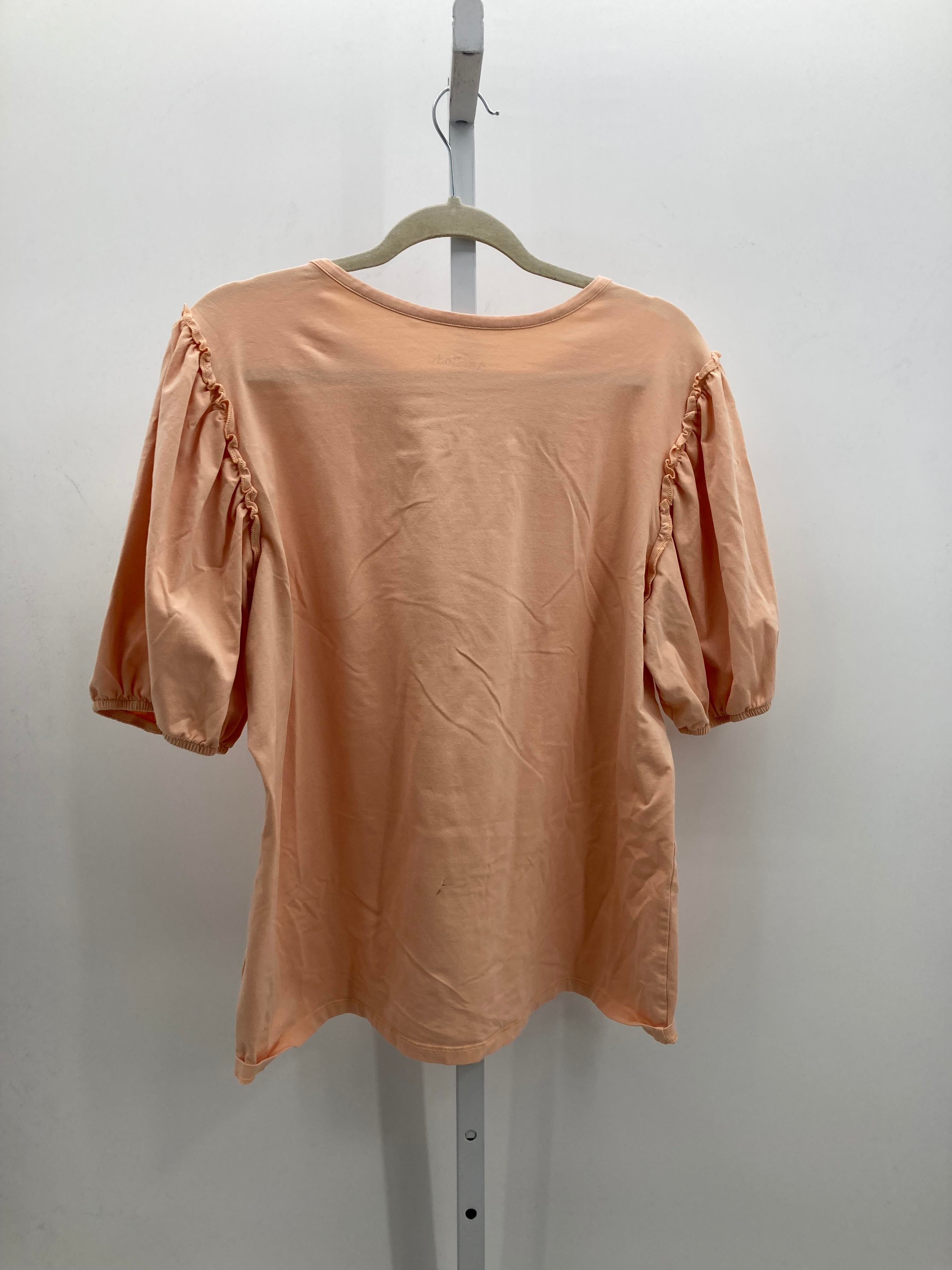 Size Extra Large Misses Short Sleeve Shirt