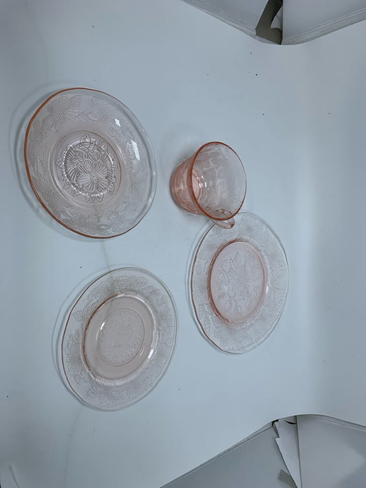 4 PC VTG PINK DEPRESSION GLASS W/ PRESSED FLOWERS.