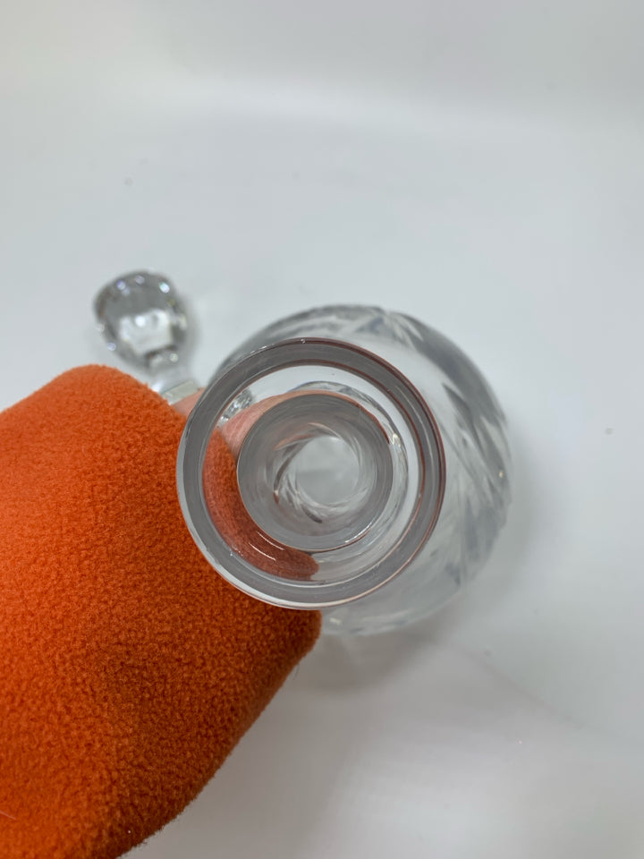 HEAVY CRYSTAL DECANTER W/ ETCHED STAR DESIGNS.