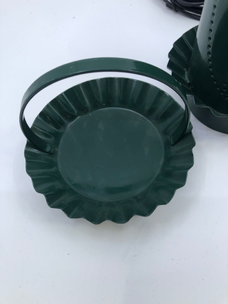 DARK GREEN METAL PIERCED ROOSTER LIGHT WAX WARMER.