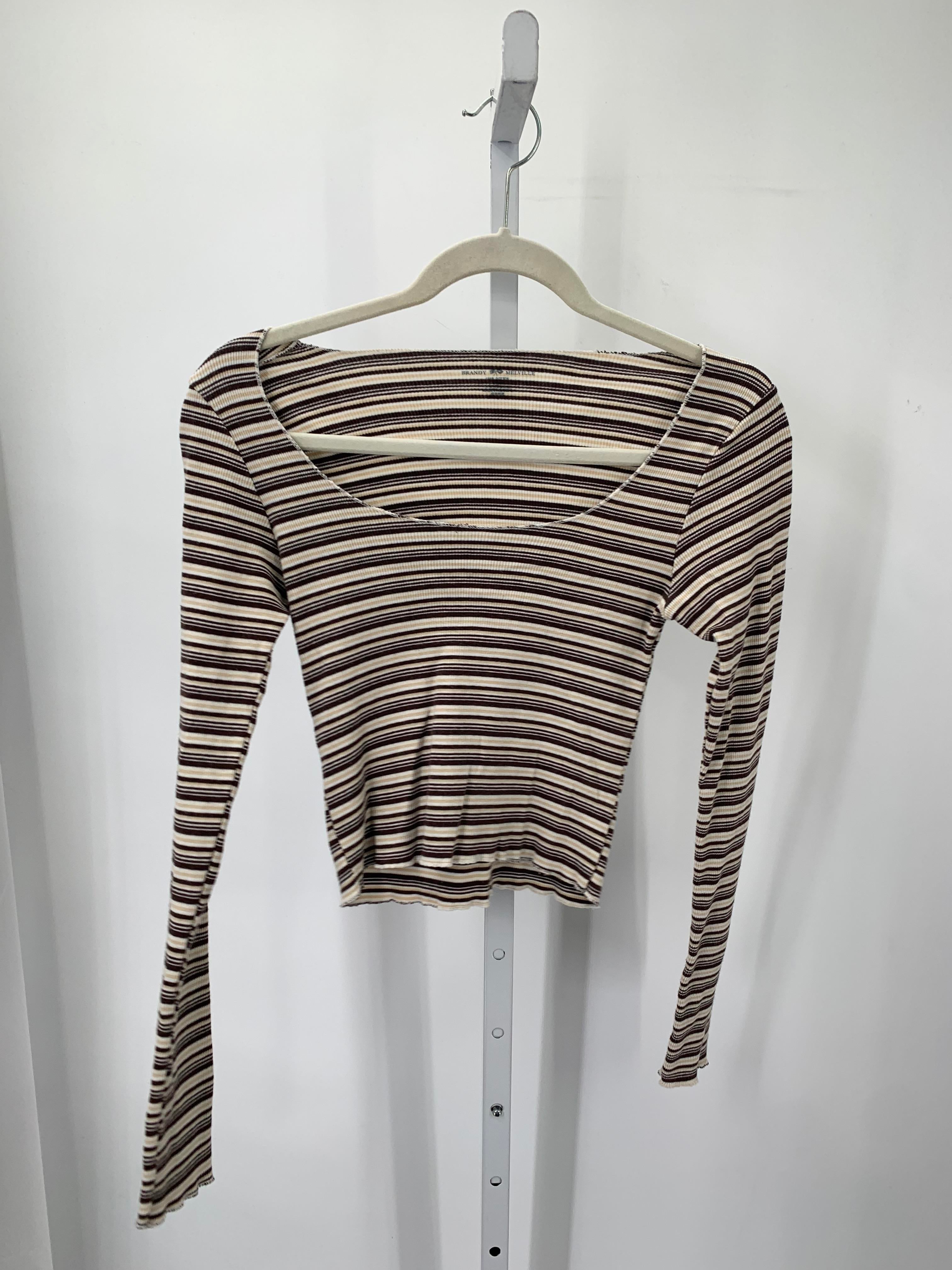 Brandy Melville Size Medium Juniors Long Sleeve Shirt