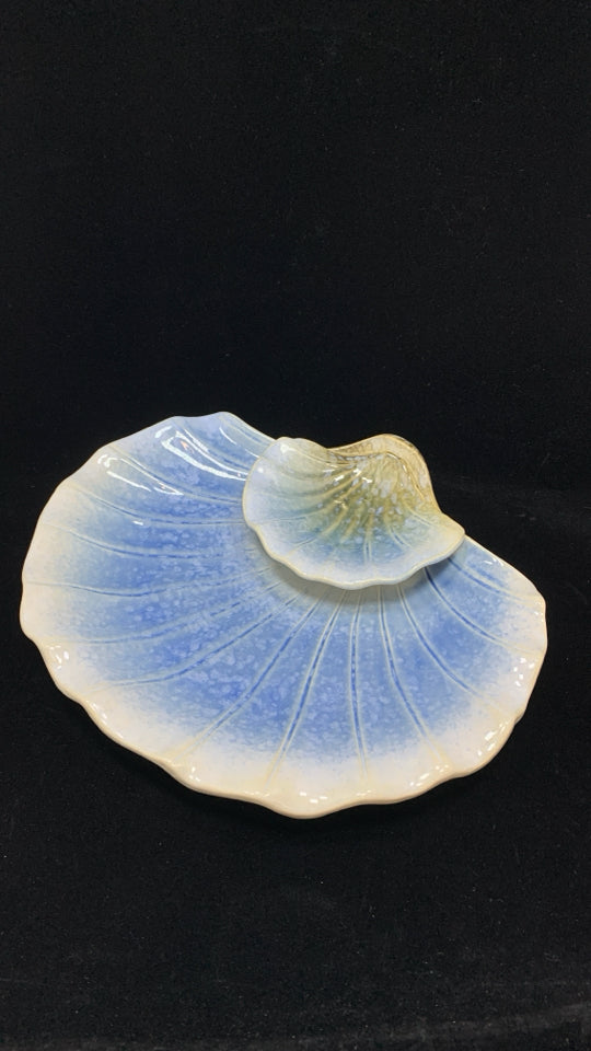 GLAZED SEASHELL CHIP N DIP DISH.