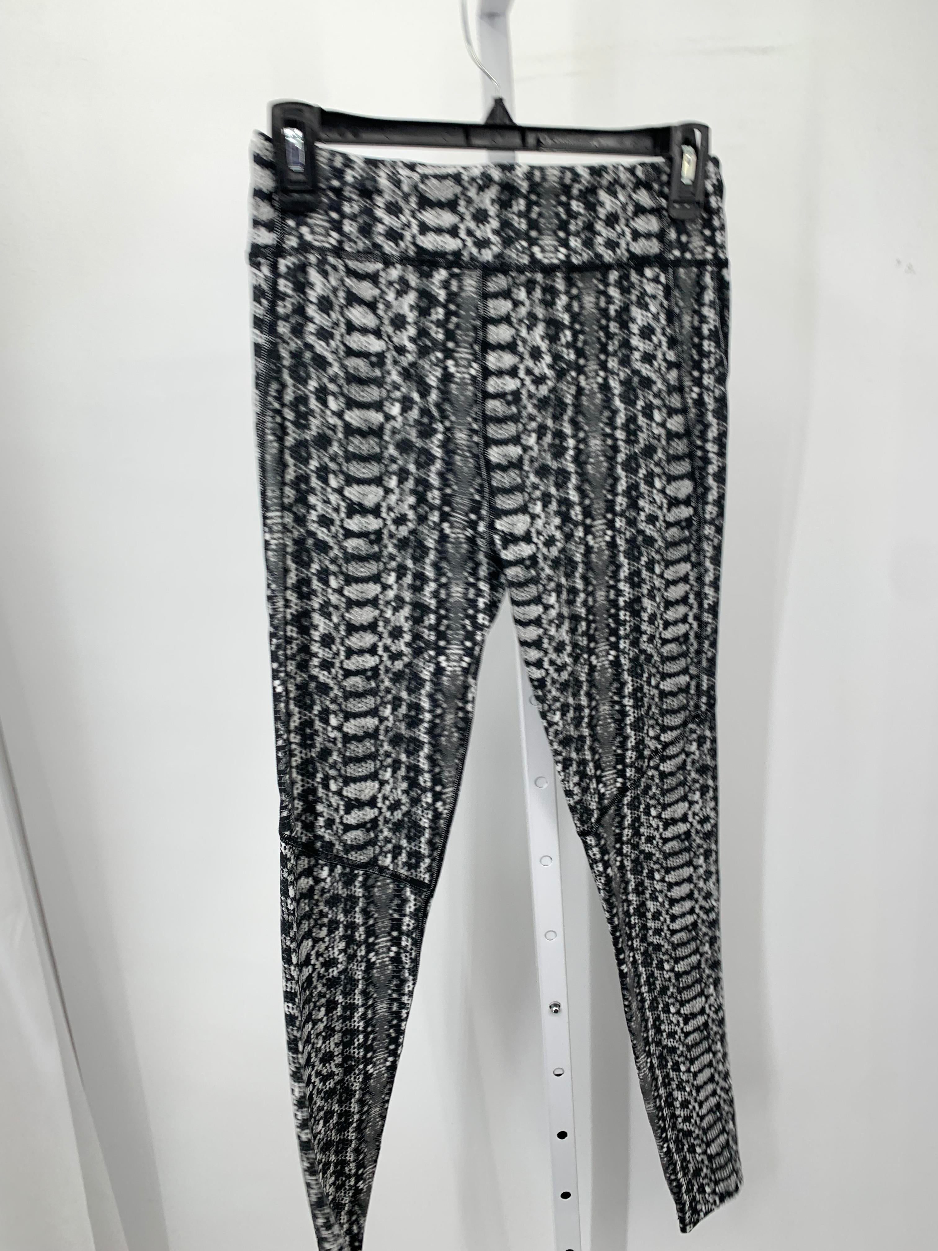 Under Armour Size Medium Misses Leggings