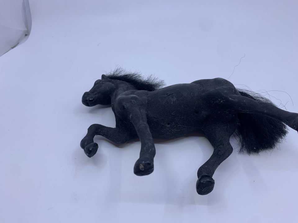 BLACK HORSE.