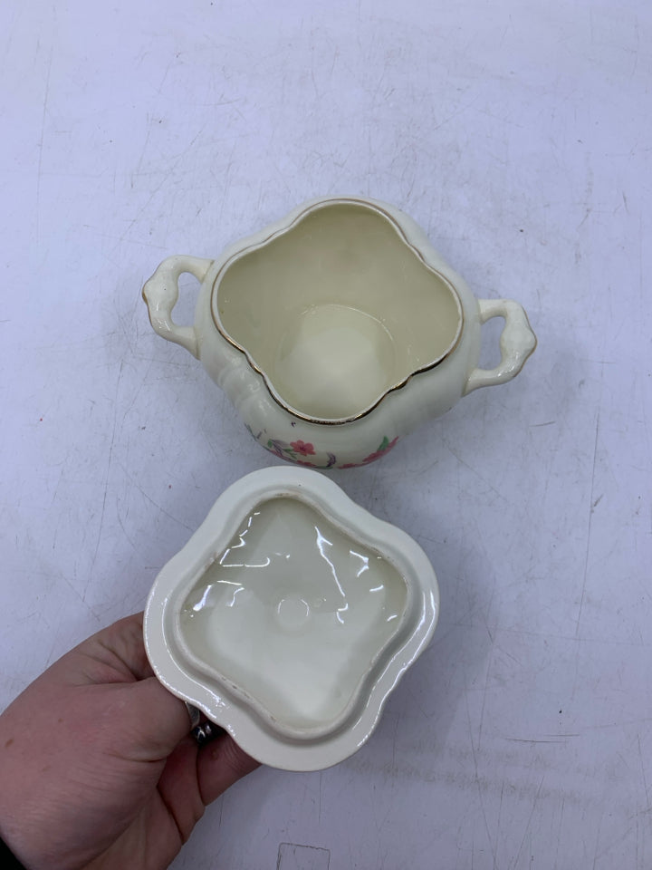 VTG W/ PINK FLOWERS GOLD DETAILS.