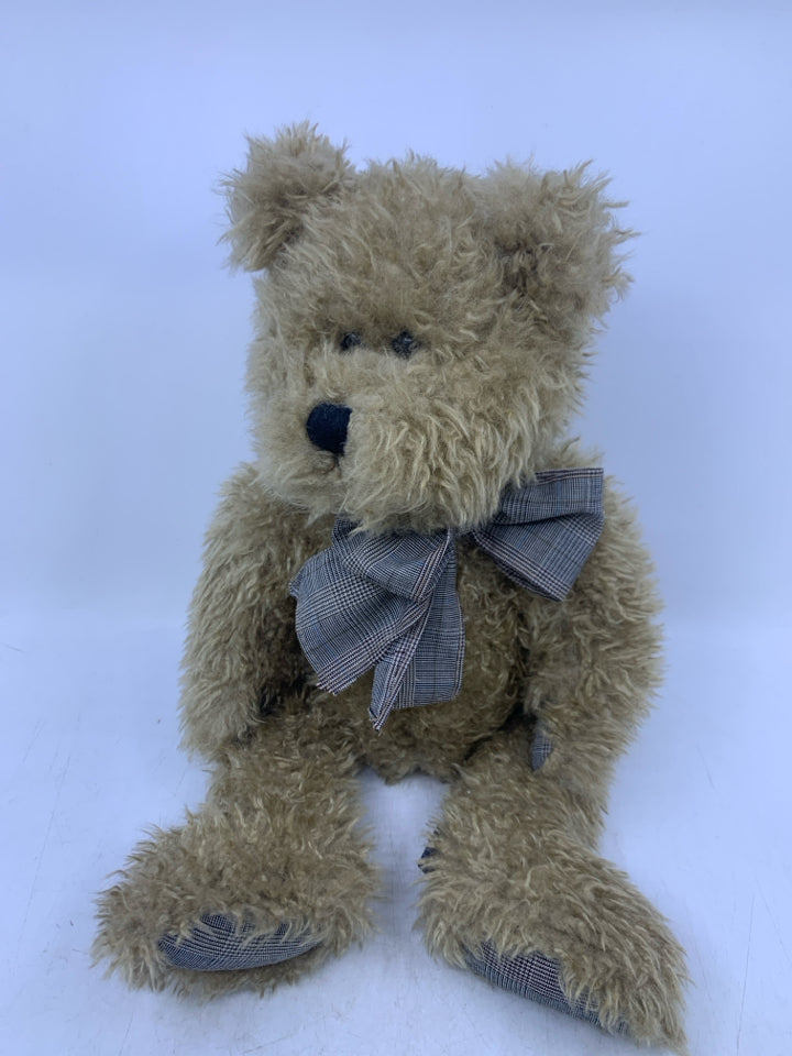 TAN BEAR MUSIC WINDUP W/ PLAID BOW.