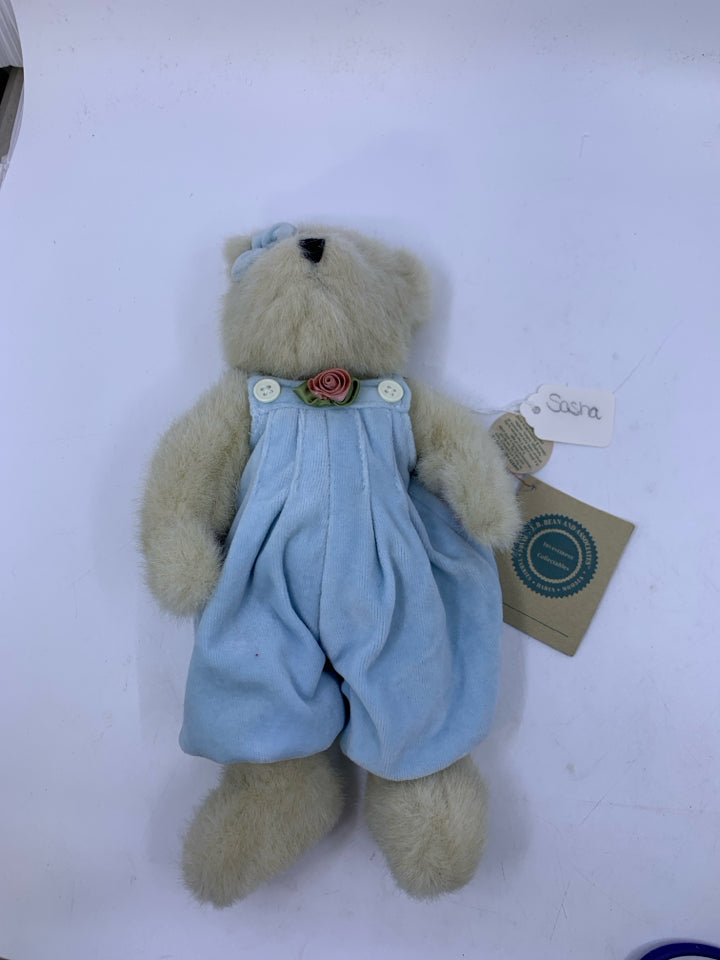 WHITE BEAR W/ LIGHT BLUE JUMPSUIT BOYDS BEAR.