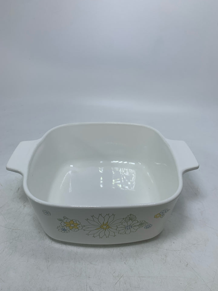 VTG FLOWERS SQUARE BAKING DISH W/ HANDLES.