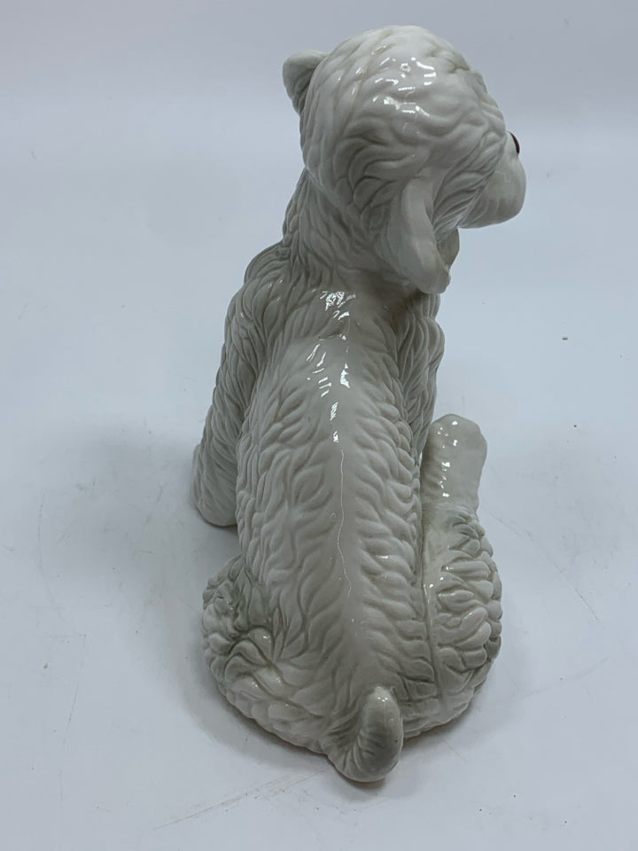 ROYAL CROWN PORCELAIN POODLE FIGURINE.