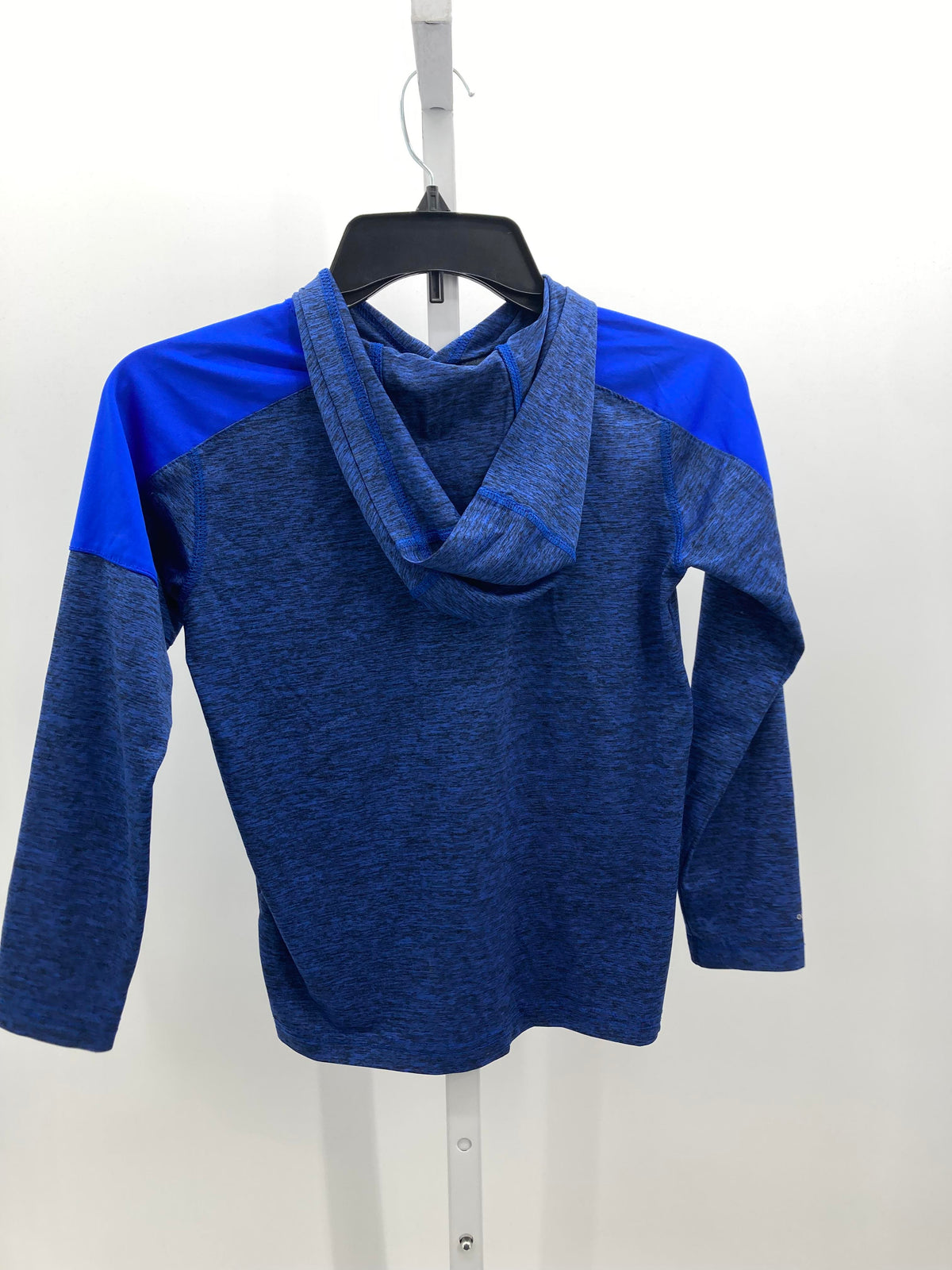HOODED ACTIVE