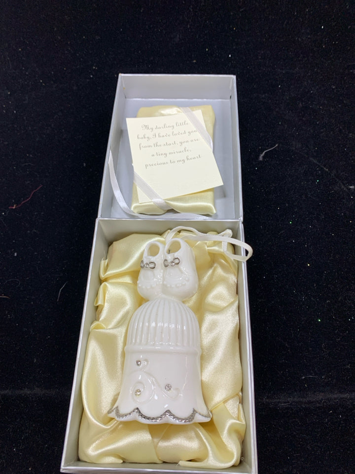 BABY'S 1ST CHRISTMAS BELL ORNAMENT.