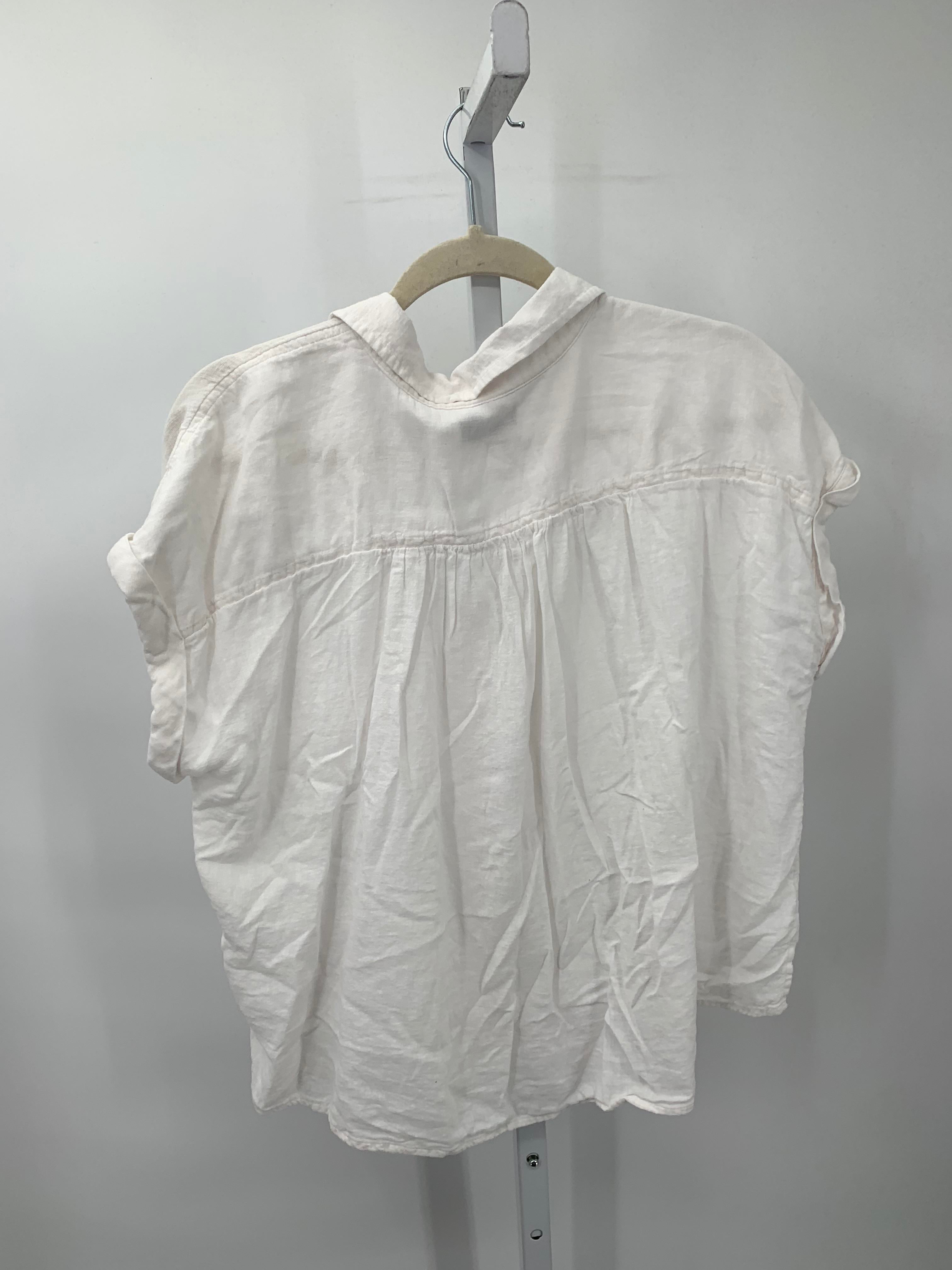 Sonoma Size Large Misses Short Sleeve Shirt
