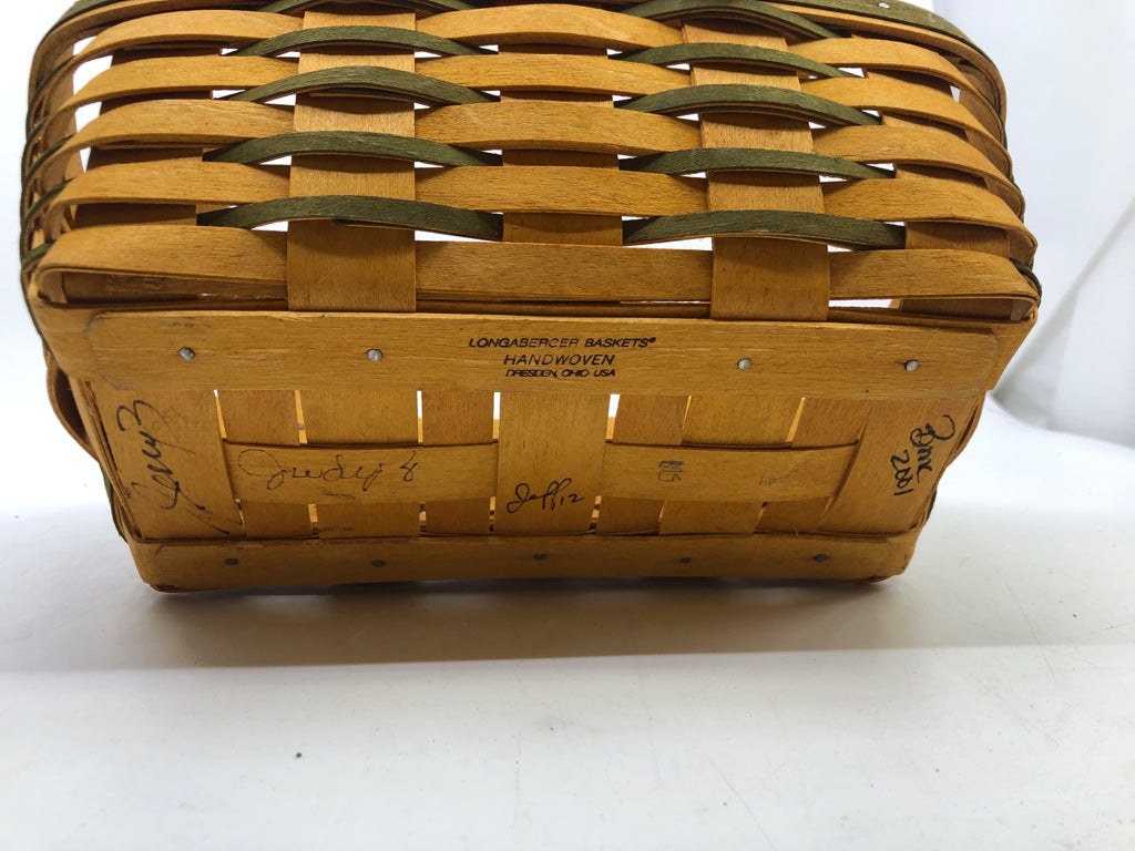 2001 GREEN WEAVE, SWING HANDLE, FAMILY SIGNED.