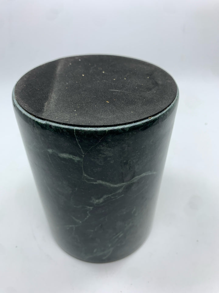 GREEN MARBLE UTENSIL HOLDER.