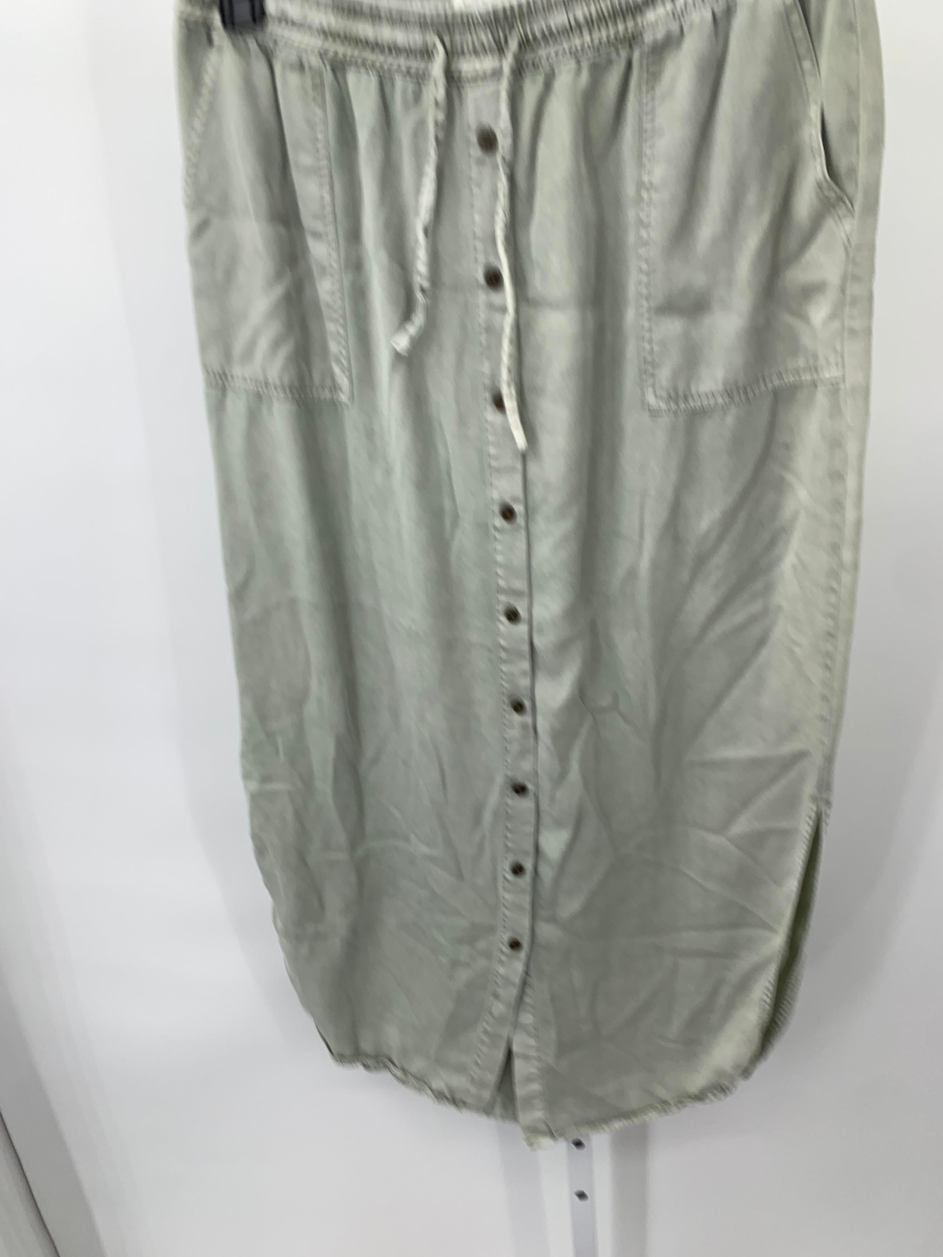 Size Large Misses Skirt