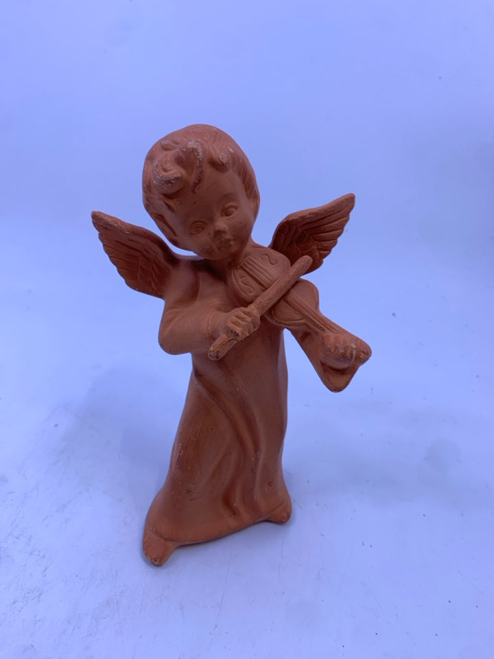 TERRACOTTA CHERUB PLAYING VIOLIN.