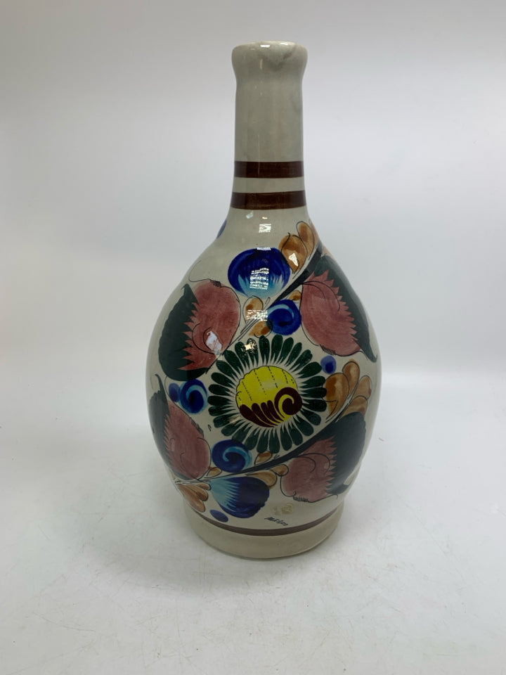 GREY VASE W/ COLORFUL DETAILS LONG NECK.