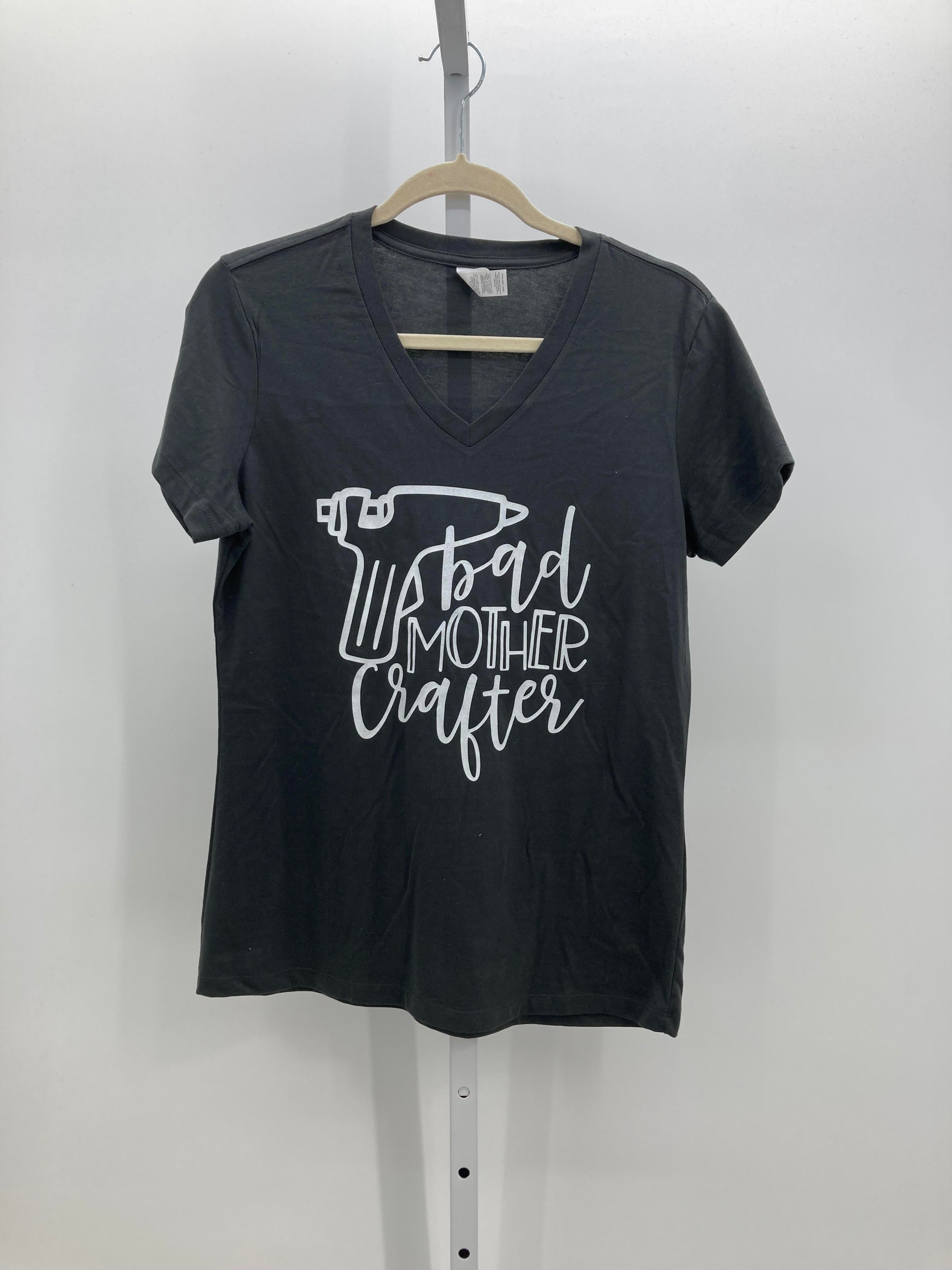 Size Medium Misses Short Sleeve Shirt