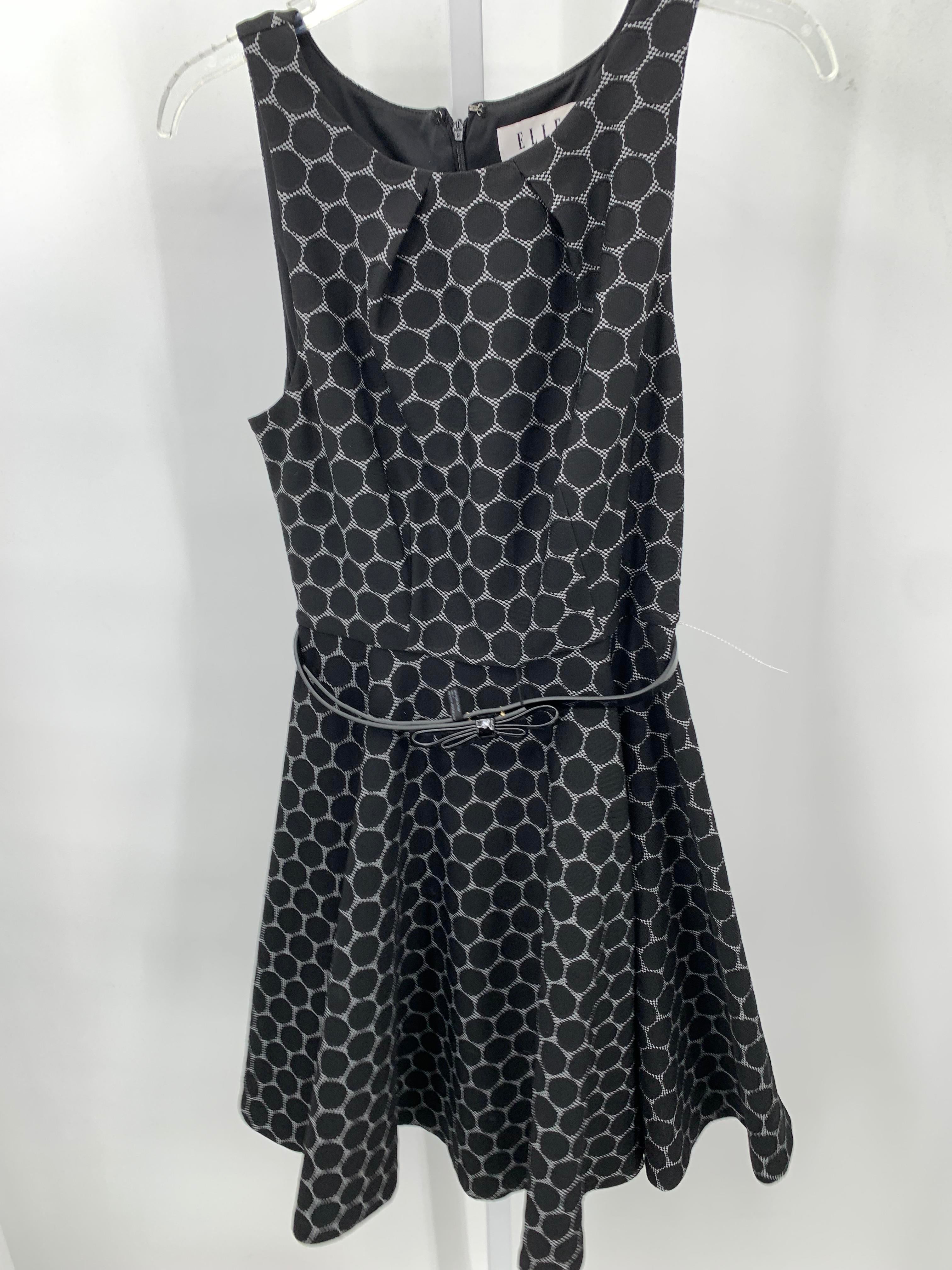 Elle Size 6 Misses Sleeveless Dress