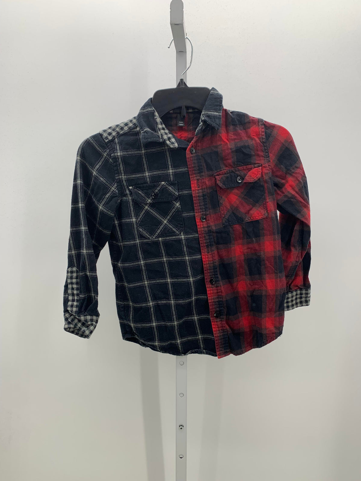 WHITE RED PLAID