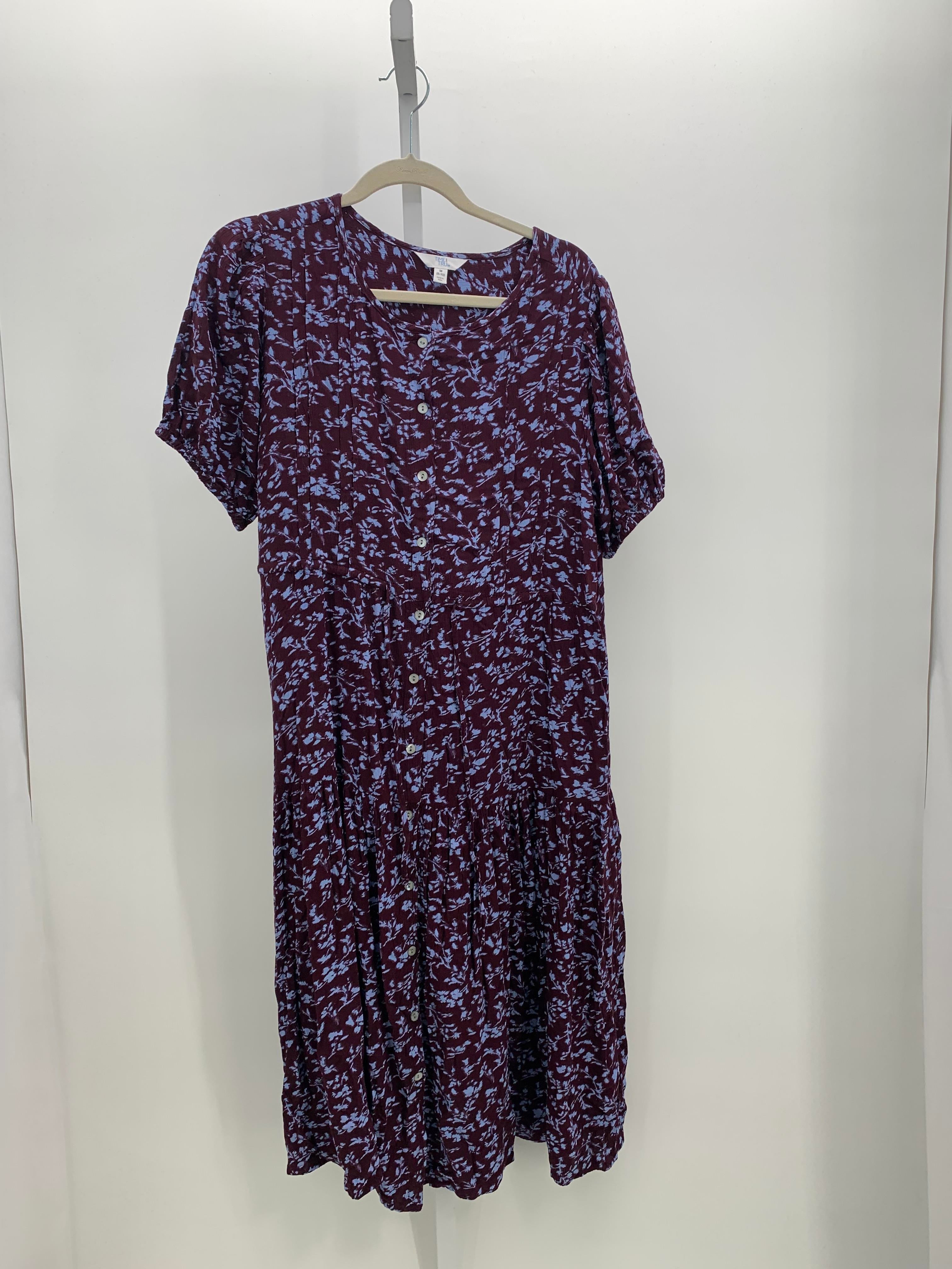 Time and Tru Size Medium Misses Short Sleeve Dress