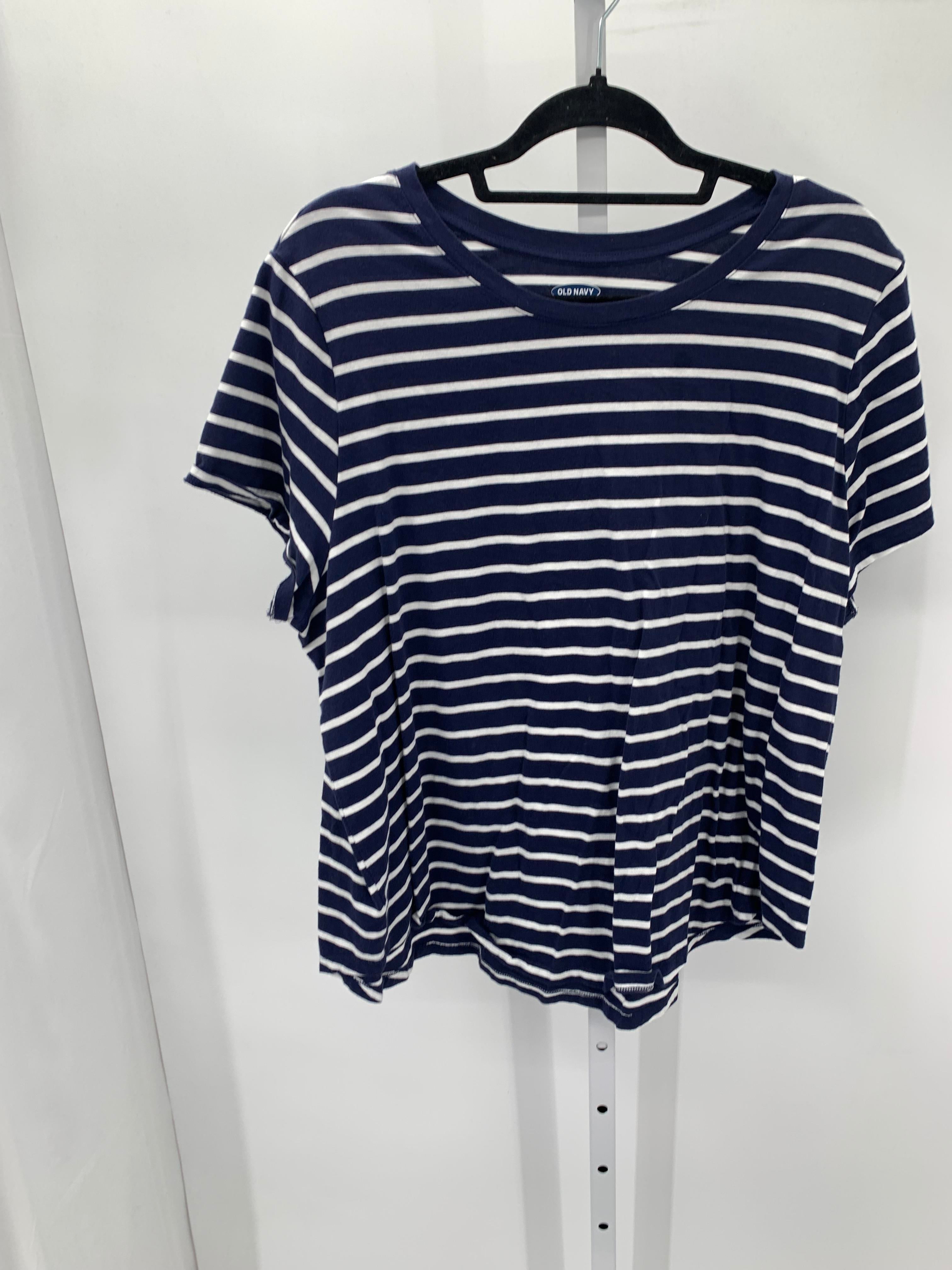 Old Navy Size XXL Misses Short Sleeve Shirt
