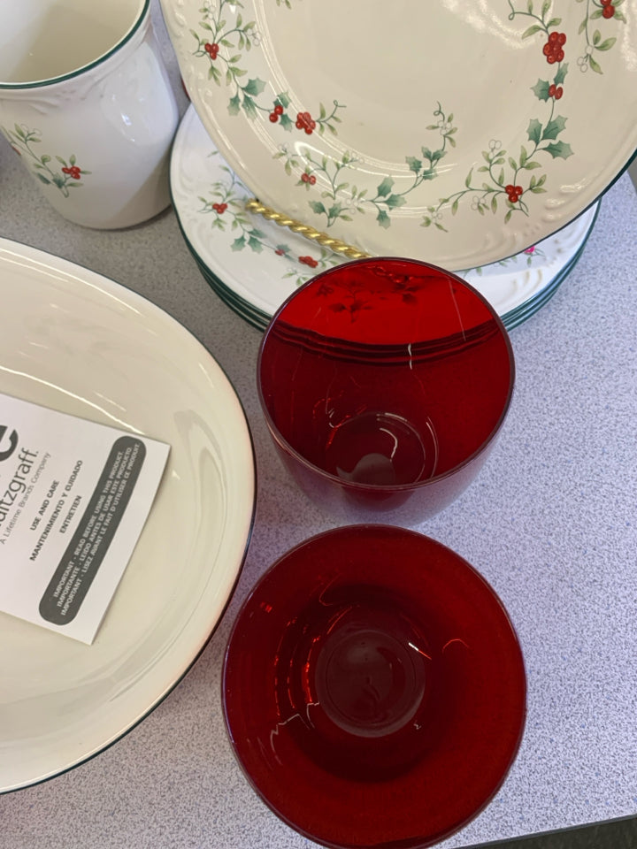 21 PC WINTERBERRY SERVING SET- SVC 4.