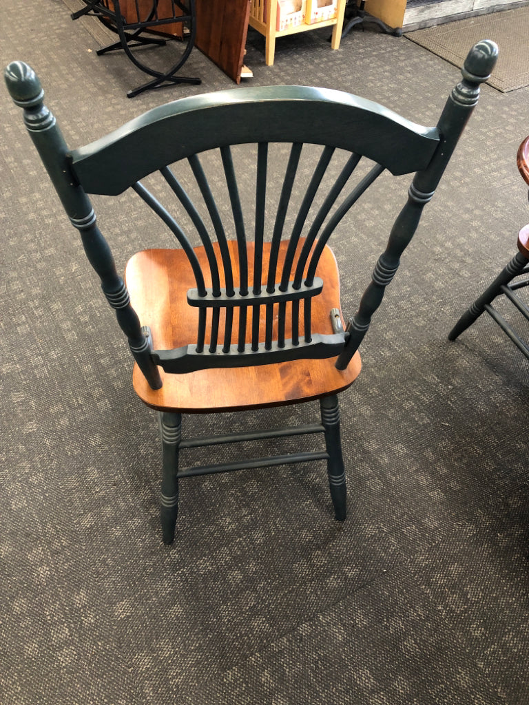 WOOD & SLATE BLUE TABLE W/8 CHAIRS & 2 LEAVES INSIDE.