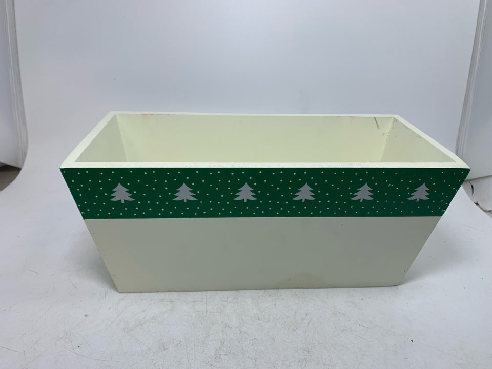 WHITE RECTANGLE PLANTER W/ GREEN TREES BOARDER.