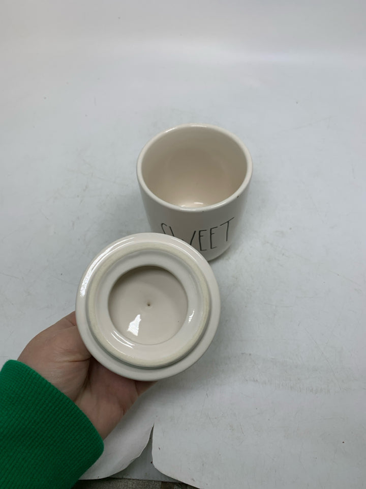 SMALL "SWEET" CANISTER.