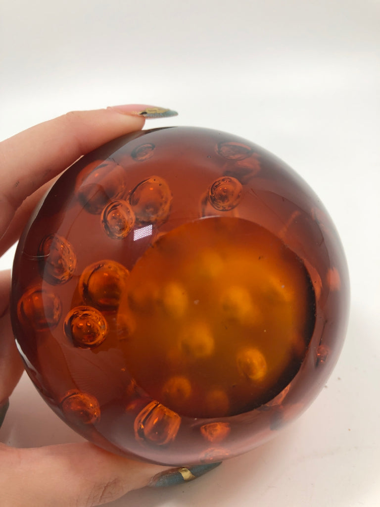LG AMBER GLASS BUBBLE PAPER WEIGHT.