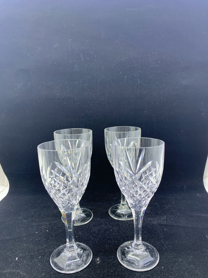 4 MELAMINE WINE GLASSES.