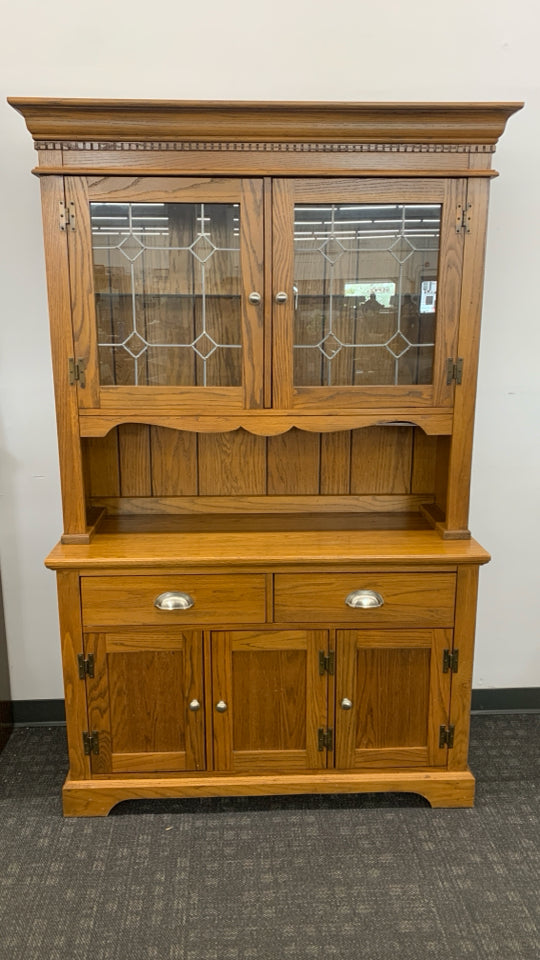 VTG OAK REX FURNITURE CHINA CABINET.
